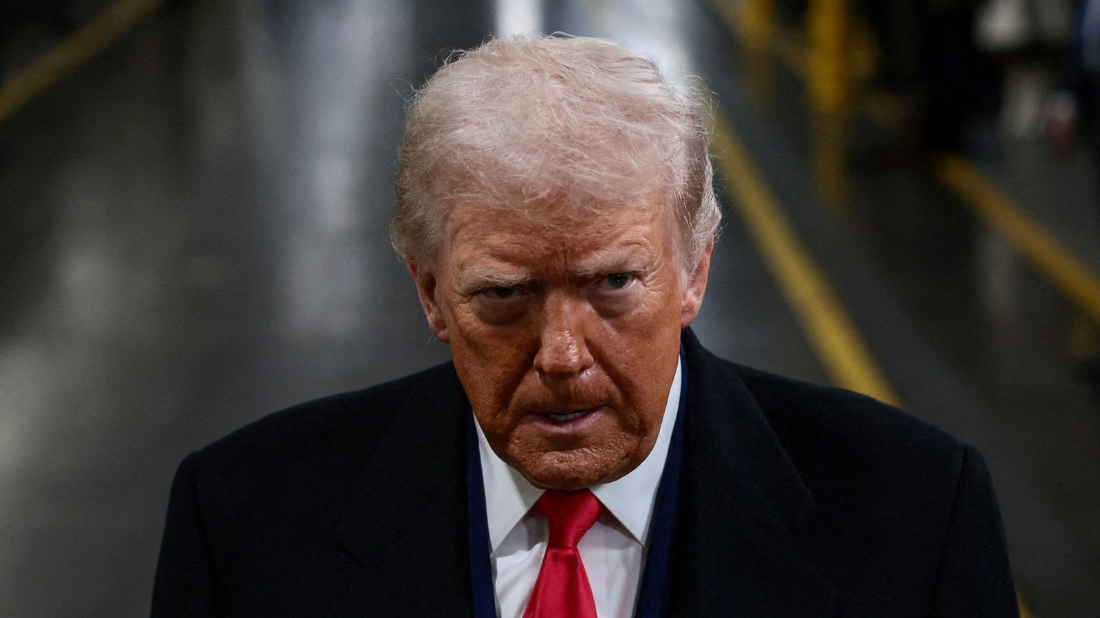 White House defends Trump’s ‘appropriate’ response to heckler